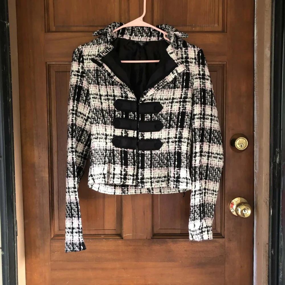 Wet Seal Black and White Tweed Blazer - Picture 2 of 5